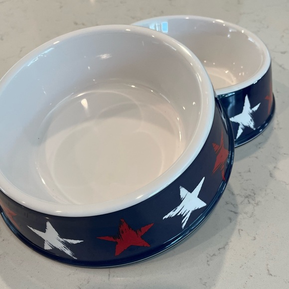 Set of 2 matching large dog bowls - Picture 4 of 8